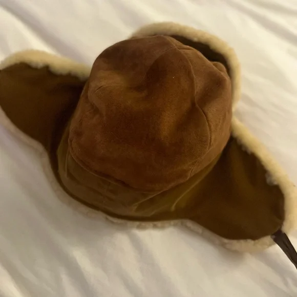 Vintage Hatters and Millinery Workers Union Leather & Sherling Flap Hat - Picture 10 of 10